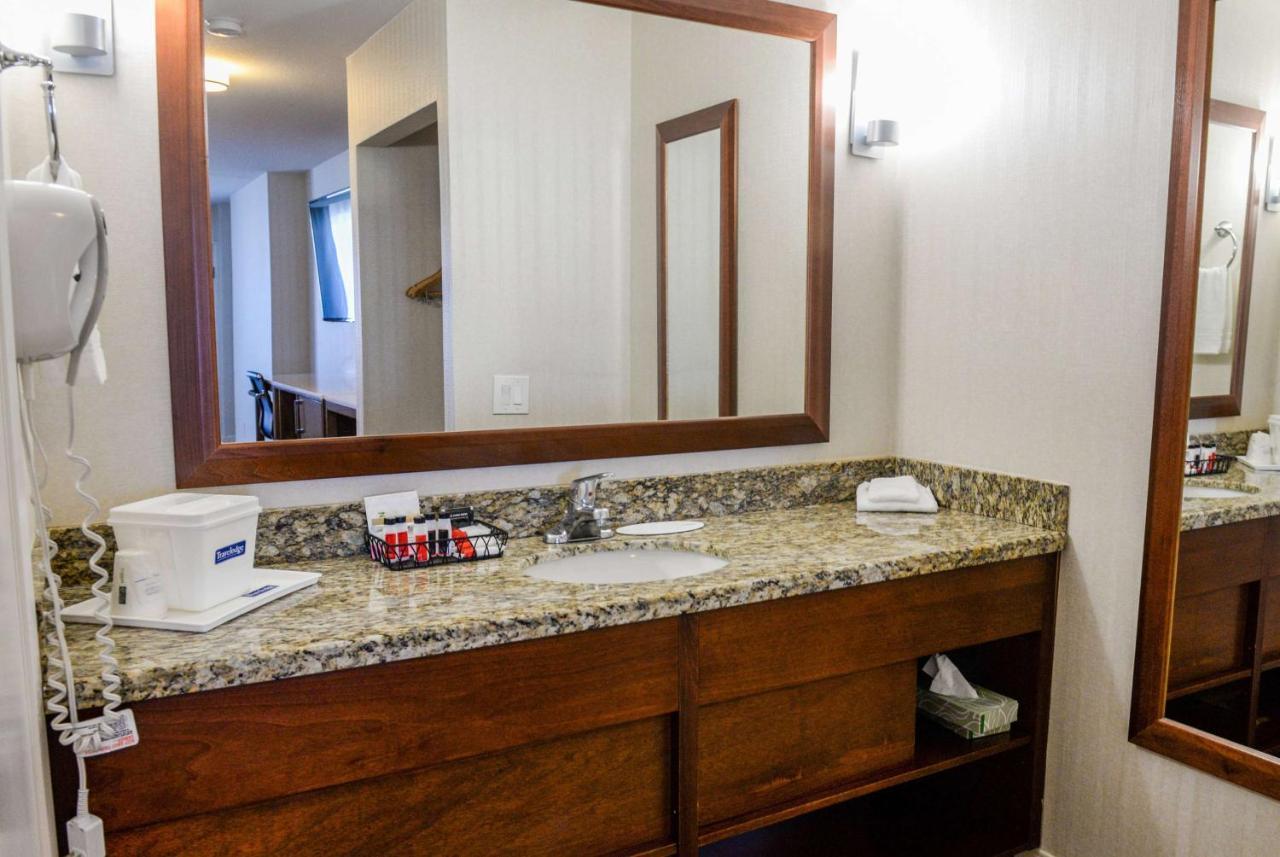Travelodge By Wyndham Culver City Лос Анджелис Екстериор снимка