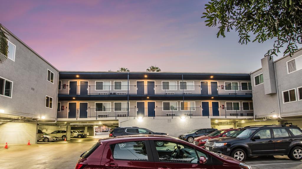 Travelodge By Wyndham Culver City Лос Анджелис Екстериор снимка