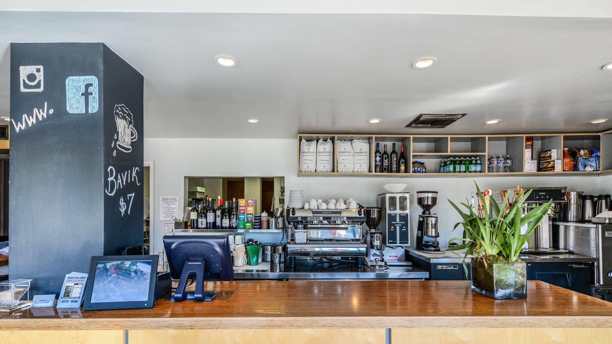 Travelodge By Wyndham Culver City Лос Анджелис Екстериор снимка